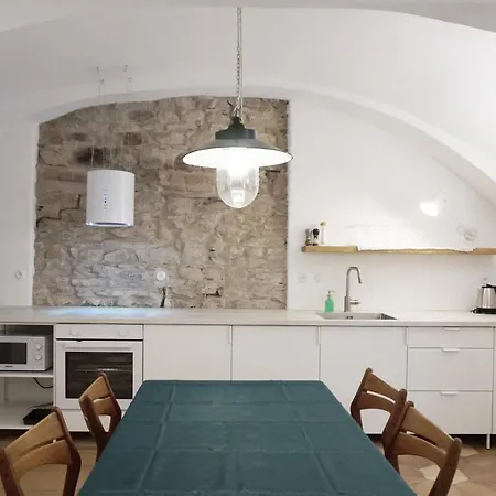 Old Town Flat With Private Patio Apartmán Kutná Hora